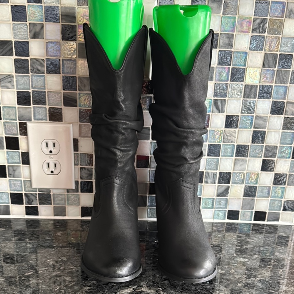 Black Heeled Boots with Knee High Design and Rounded Toe. Shavano style.